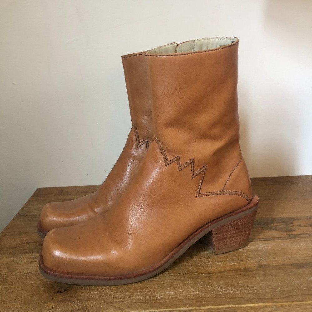 Bid of Flight Ojai Boots